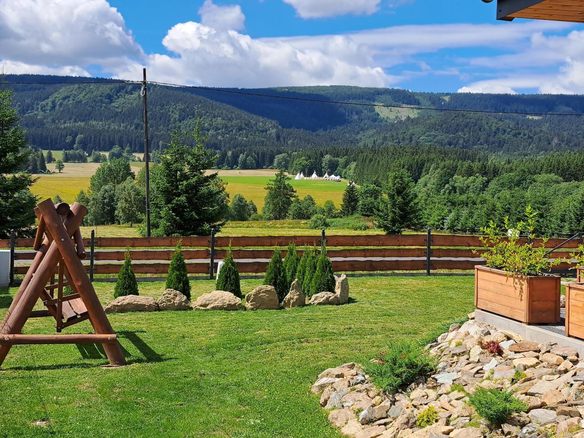 Osada Orlica Klimatyczne Domki Z Widokiem Na Gory I Termalnym Spa Sauna Jacuzzi 4 Km Od Zieleniec Ski Arena Lasowka Zewnętrze zdjęcie
