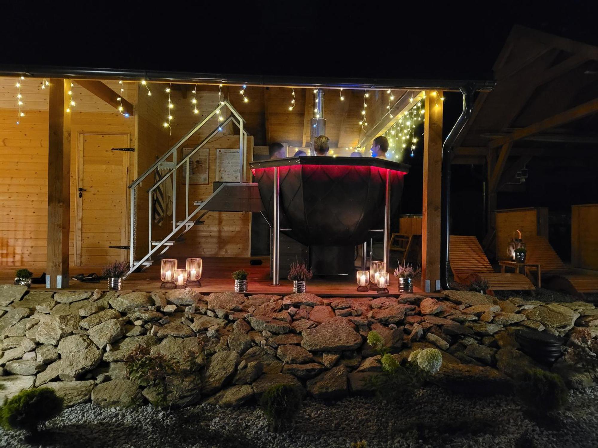 Osada Orlica Klimatyczne Domki Z Widokiem Na Gory I Termalnym Spa Sauna Jacuzzi 4 Km Od Zieleniec Ski Arena Lasowka Zewnętrze zdjęcie